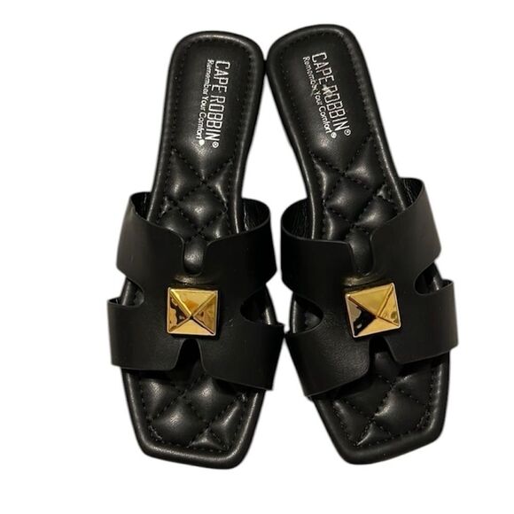 Cape Robbin size 7 quilted black faux leather slides gold accent comfy stylish - Picture 1 of 11